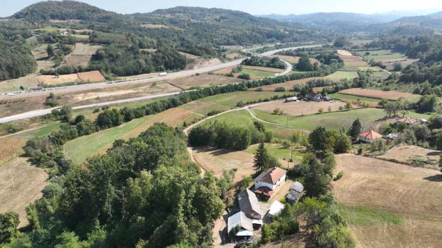 Kuća, Petosoban i veći, Prodaja, 130m2, Dići, Okolno mesto, Dici