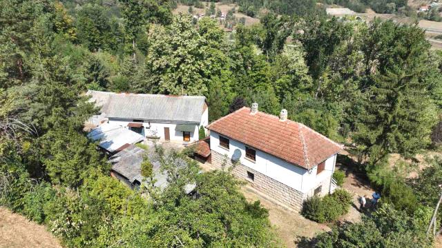 Kuća, Petosoban i veći, Prodaja, 130m2, Dići, Okolno mesto, Dici