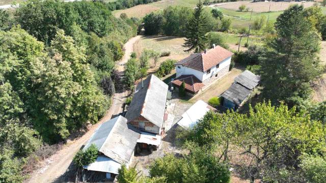 Kuća, Petosoban i veći, Prodaja, 130m2, Dići, Okolno mesto, Dici
