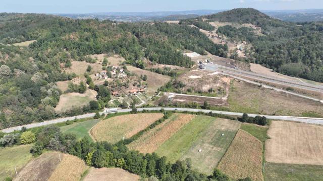 Kuća, Petosoban i veći, Prodaja, 130m2, Dići, Okolno mesto, Dici