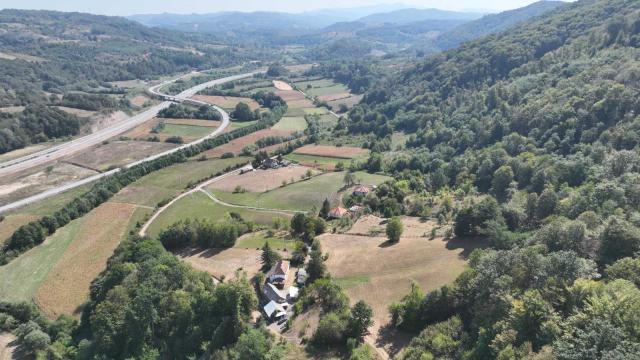Kuća, Petosoban i veći, Prodaja, 130m2, Dići, Okolno mesto, Dici