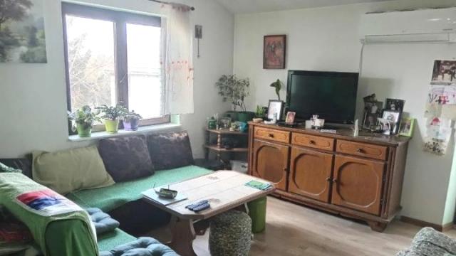 Kuća, Petosoban i veći, Prodaja, 209m2, Boljevci, Surčin, Cara Dusana 51