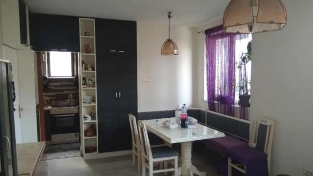 Kuća, Petosoban i veći, Prodaja, 209m2, Boljevci, Surčin, Cara Dusana 51
