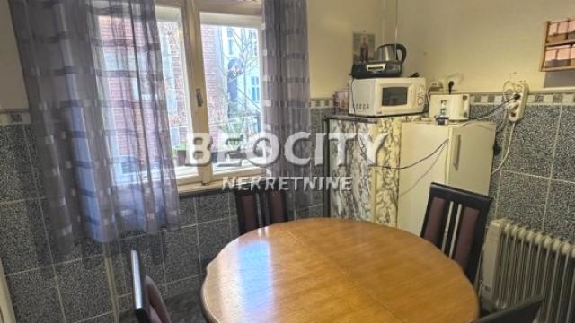 Stan, Jednoiposoban, Prodaja, 46m2, Hram svetog Save, Vračar, Mutapova
