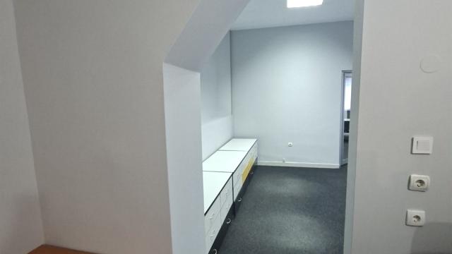 Poslovni prostor, Jednosoban, Izdavanje, 62m2, Vukov Spomenik, Zvezdara, Kraljice Marije