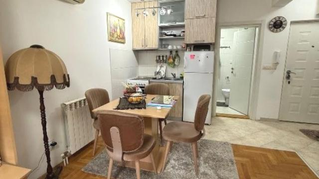 Stan, Garsonjera, Prodaja, 28m2, Učiteljsko naselje, Zvezdara, Belokrajinska