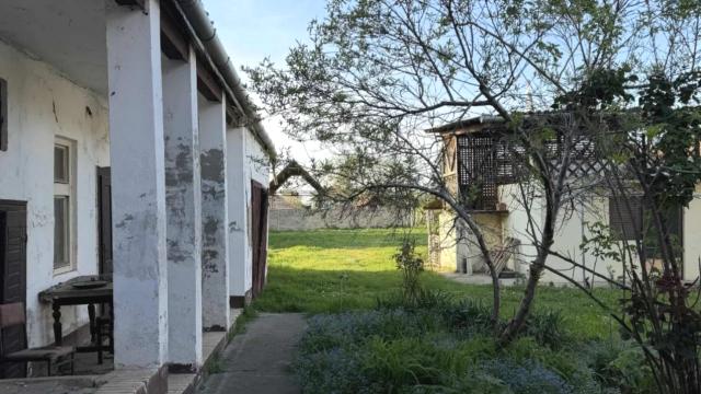 Kuća, Petosoban i veći, Prodaja, 180m2, Bačko Gradište, Okolno mesto, Glavna 83
