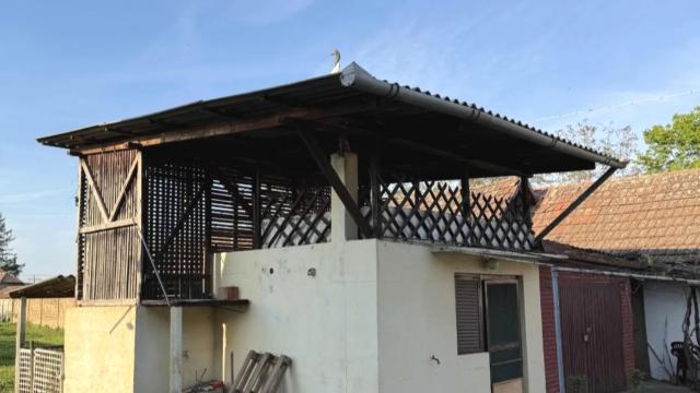 Kuća, Petosoban i veći, Prodaja, 180m2, Bačko Gradište, Okolno mesto, Glavna 83