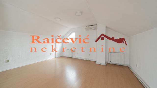 Stan, četvorosoban, Prodaja, 176m2, Autokomanda, Voždovac, Esad Pasina