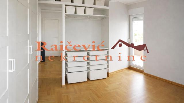 Stan, Trosoban, Prodaja, 82m2, Čubura, Vračar, Sazonova