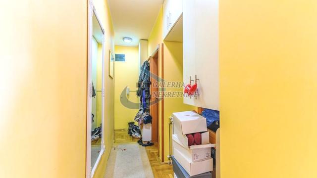 Stan, Jednoiposoban, Prodaja, 31m2, Kanarevo brdo, Rakovica, Roze Luksemburg