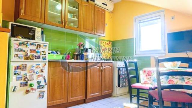 Stan, Jednoiposoban, Prodaja, 31m2, Kanarevo brdo, Rakovica, Roze Luksemburg
