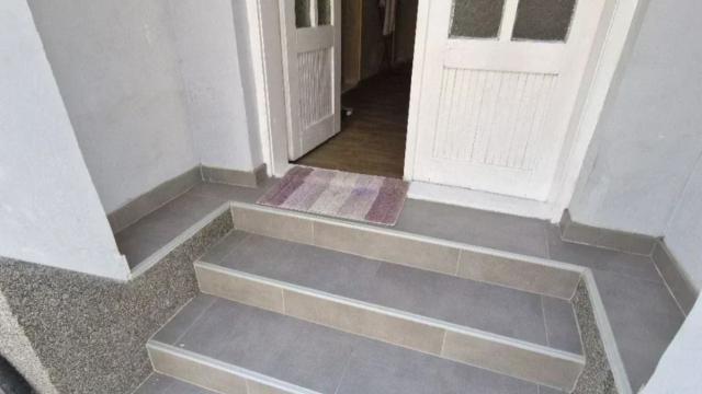 Kuća, Trosoban, Prodaja, 92m2, Karadjordjeva 90