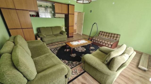 Kuća, Trosoban, Prodaja, 92m2, Karadjordjeva 90