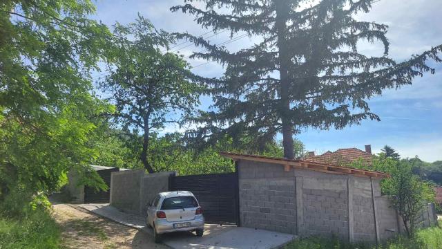 Kuća, Petosoban i veći, Prodaja, 200m2, Resnik