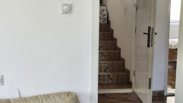Kuća, Petosoban i veći, Prodaja, 200m2, Resnik