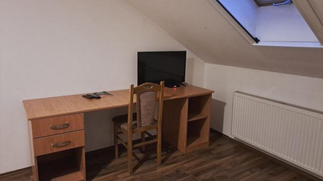 Soba, Izdavanje, 14m2, Zemun