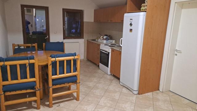 Soba, Izdavanje, 14m2, Zemun