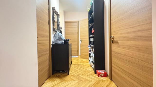 Stan, Trosoban, Prodaja, 84m2, Mileševska