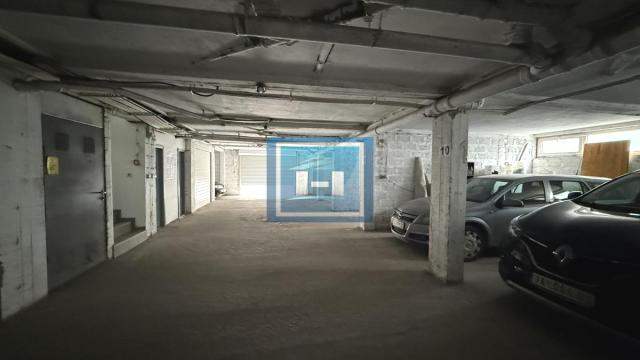 Poslovni prostor, Prodaja, 15m2, Centar, Gradska lokacija, Jagodina