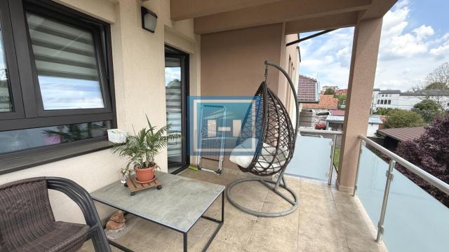 Kuća, Prodaja, 240m2, Centar, Gradska lokacija, Jagodina