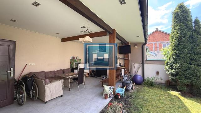 Kuća, Prodaja, 240m2, Centar, Gradska lokacija, Jagodina