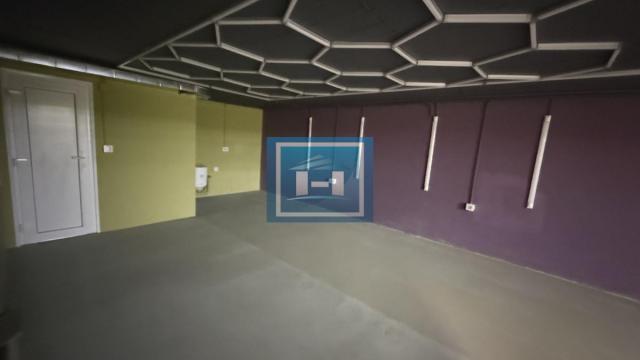 Poslovni prostor, Jednosoban, Izdavanje, 58m2, Centar, Gradska lokacija, Ćuprija