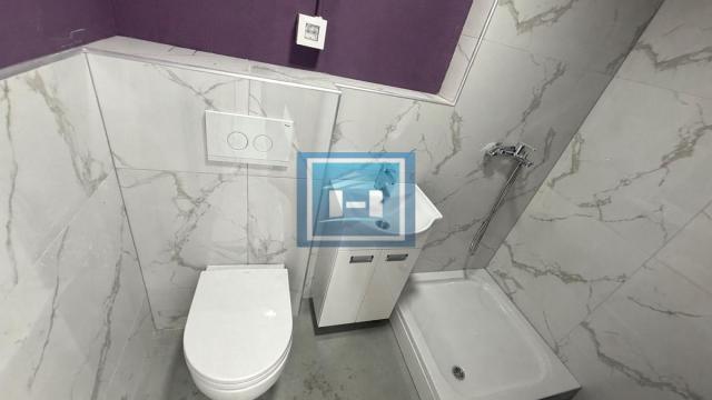Poslovni prostor, Jednosoban, Izdavanje, 58m2, Centar, Gradska lokacija, Ćuprija