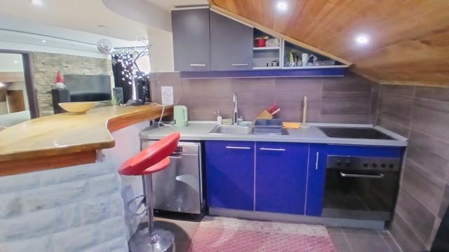 Stan, četvoroiposoban, Izdavanje, 110m2, Požarevačka