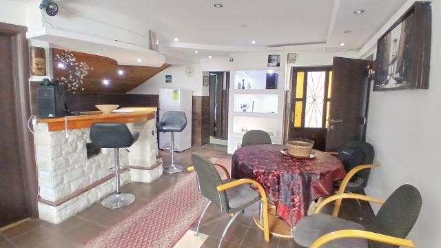 Stan, četvoroiposoban, Izdavanje, 110m2, Požarevačka