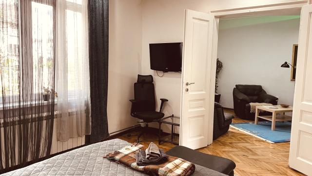 Stan, Dvoiposoban, Izdavanje, 60m2, Cara Dušana