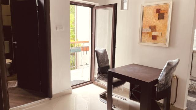 Stan, Dvoiposoban, Izdavanje, 60m2, Cara Dušana