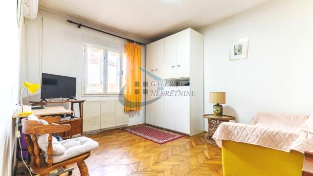 Stan, Trosoban, Prodaja, 67m2, Kneževac, Rakovica, 17. oktobra