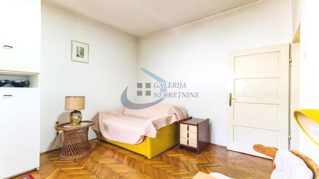 Stan, Trosoban, Prodaja, 67m2, Kneževac, Rakovica, 17. oktobra