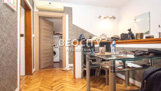 Kuća, Petosoban, Prodaja, 106m2, Altina, Zemun, Viktora Starčića