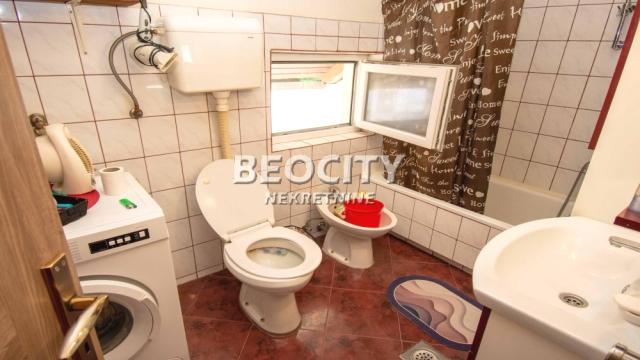 Kuća, Petosoban, Prodaja, 106m2, Altina, Zemun, Viktora Starčića