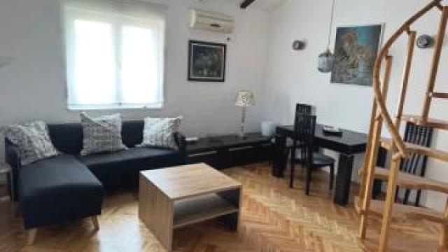 Stan, Trosoban, Izdavanje, 68m2, Oblakovska