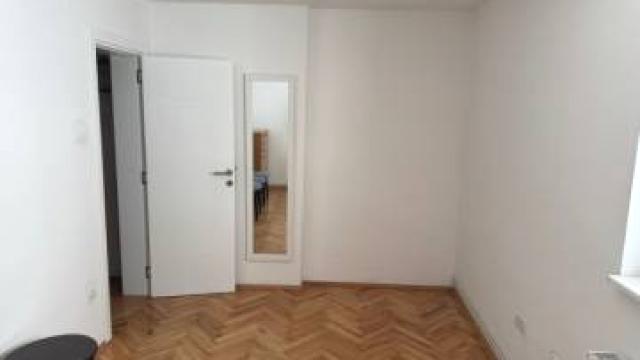 Stan, Trosoban, Izdavanje, 68m2, Oblakovska