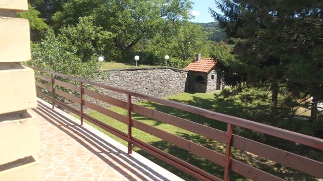Kuća, Petosoban i veći, Prodaja, 360m2, Vrdnik, Okolno mesto, Vrdnik