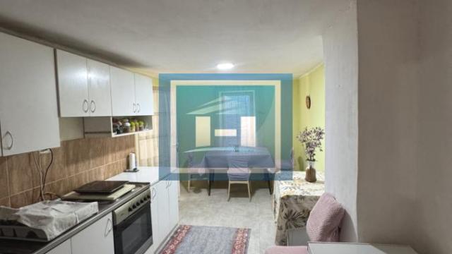 Kuća, Dvosoban, Prodaja, 99m2, Centar, Gradska lokacija, Ćuprija