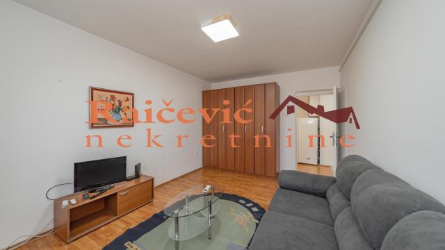 Stan, Jednosoban, Izdavanje, 32m2, Krnjača, Palilula, Grge Andrijanovica
