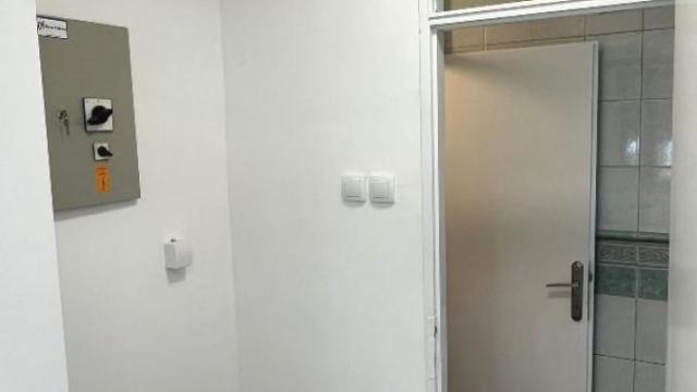 Poslovni prostor, Izdavanje, 75m2, Hotel Jugoslavija, Novi Beograd, Aleksinačkih rudara