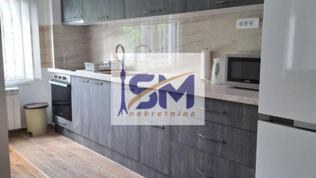 Stan, Dvoiposoban, Izdavanje, 52m2, Centar, Rakovica, Kraljice Jelene