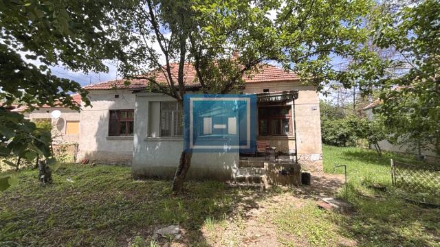 Kuća, Trosoban, Prodaja, 93m2, Dragocvet, Okolno mesto, Jagodina