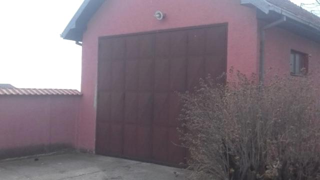 Poslovni prostor, Petosoban i veći, Prodaja, 350m2, Despotovo, Okolno mesto, Zeleznicka 7