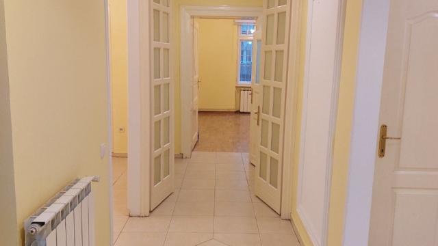 Stan, Trosoban, Izdavanje, 70m2, Čumićeva