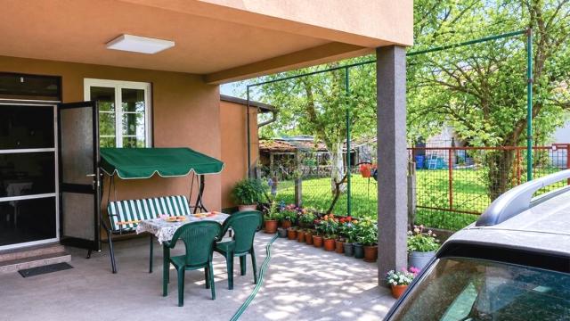 Kuća, Petosoban, Prodaja, 290m2, Širi centar, Gradska lokacija, Stevana Sremca
