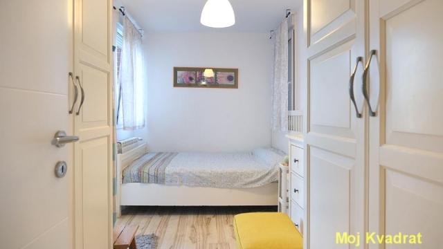 Stan, Dvoiposoban, Prodaja, 61m2, Tošin bunar, Novi Beograd, Zemunska