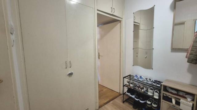 Stan, Dvosoban, Prodaja, 49m2, Begejska
