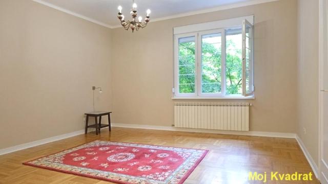 Stan, Trosoban, Izdavanje, 84m2, Skupština, Stari grad, Palmotićeva